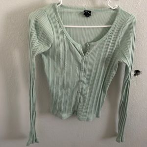 Long sleeve shirt xl in girls